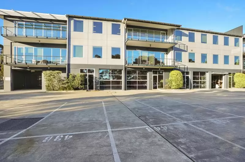 Belrose For Lease by One Commercial - image 7